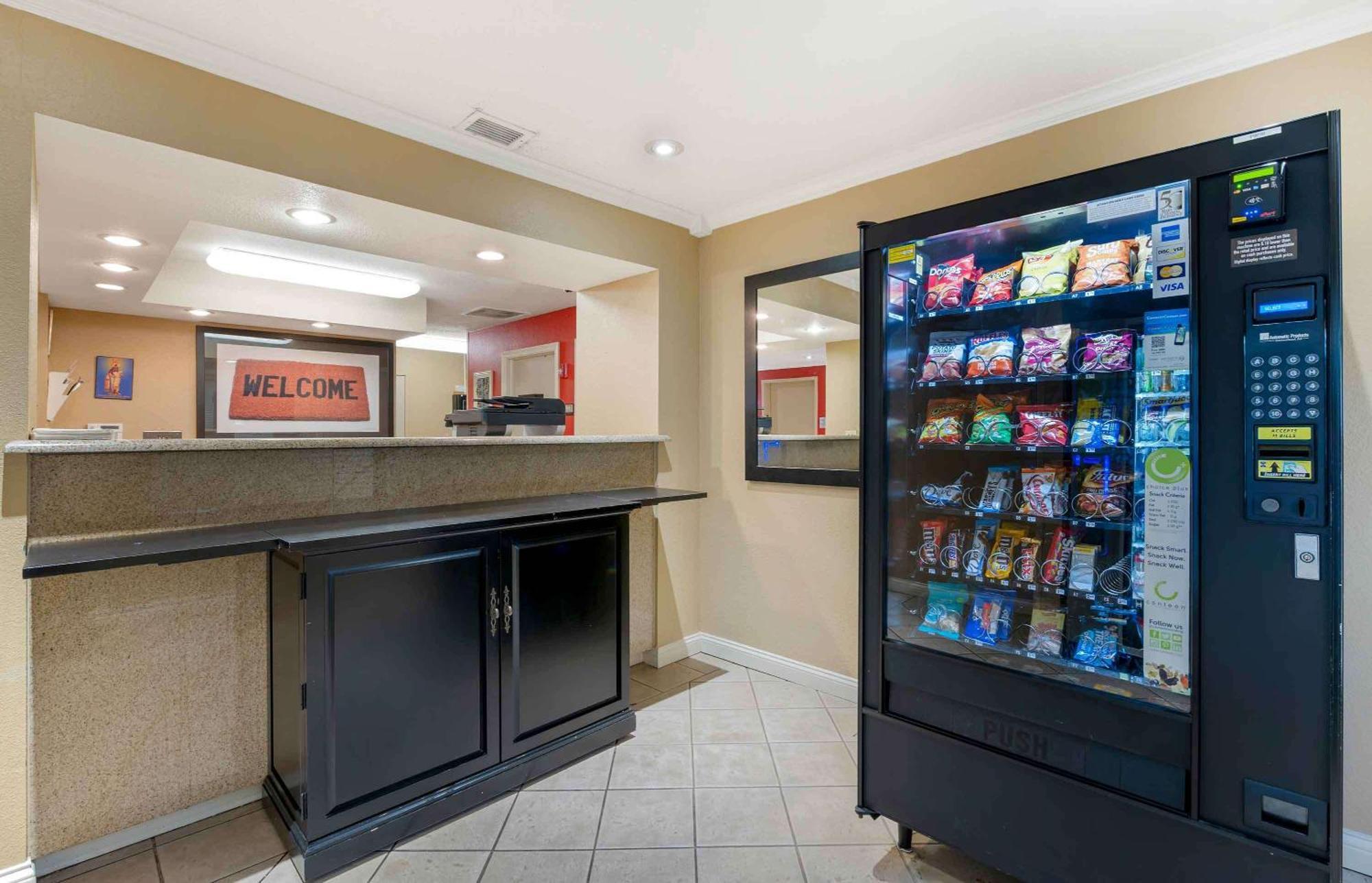 Extended Stay America Suites - Chicago - Schaumburg - Convention Center Экстерьер фото